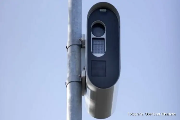Flitspalen maken de Randweg in Bergen op Zoom veiliger